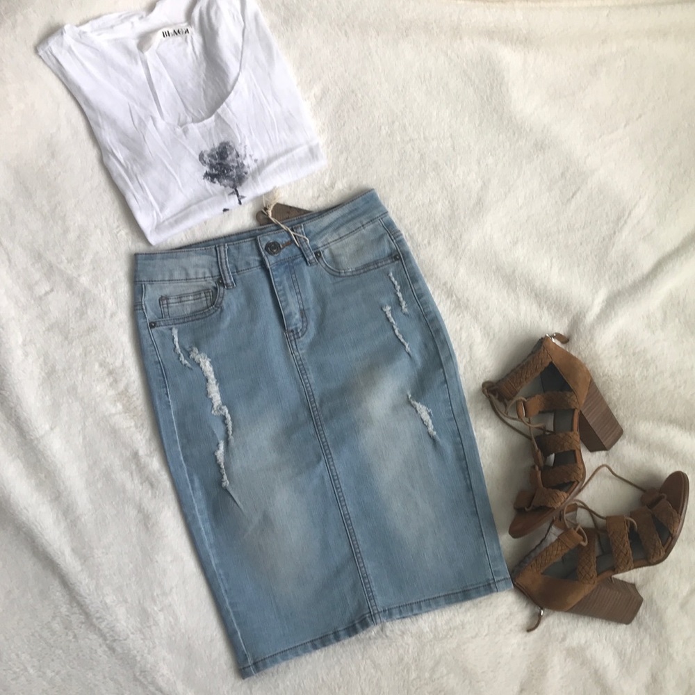 Distressed denim skirt
